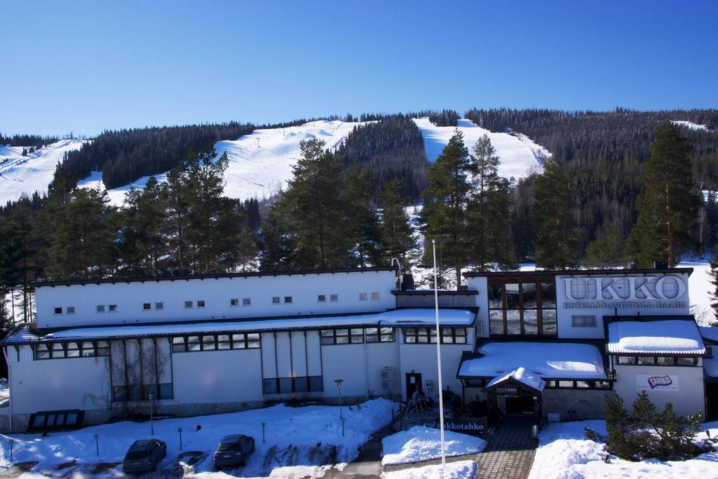 Hotel Ukko à Tahkovuori Extérieur photo